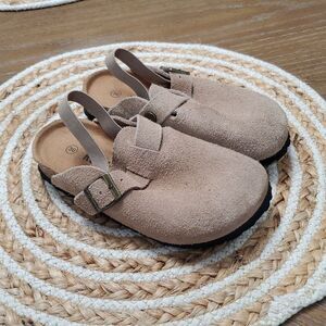 Ruizustock Suede Clog, Size 30